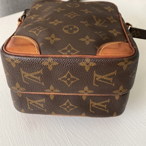 Louis Vuitton Amazone Crossbody Unisex Vintage Shoulder Bag Stunning Condition - Picture 6 of 16